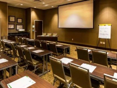 Holiday Inn Lexington - Hamburg By Ihg מראה חיצוני תמונה